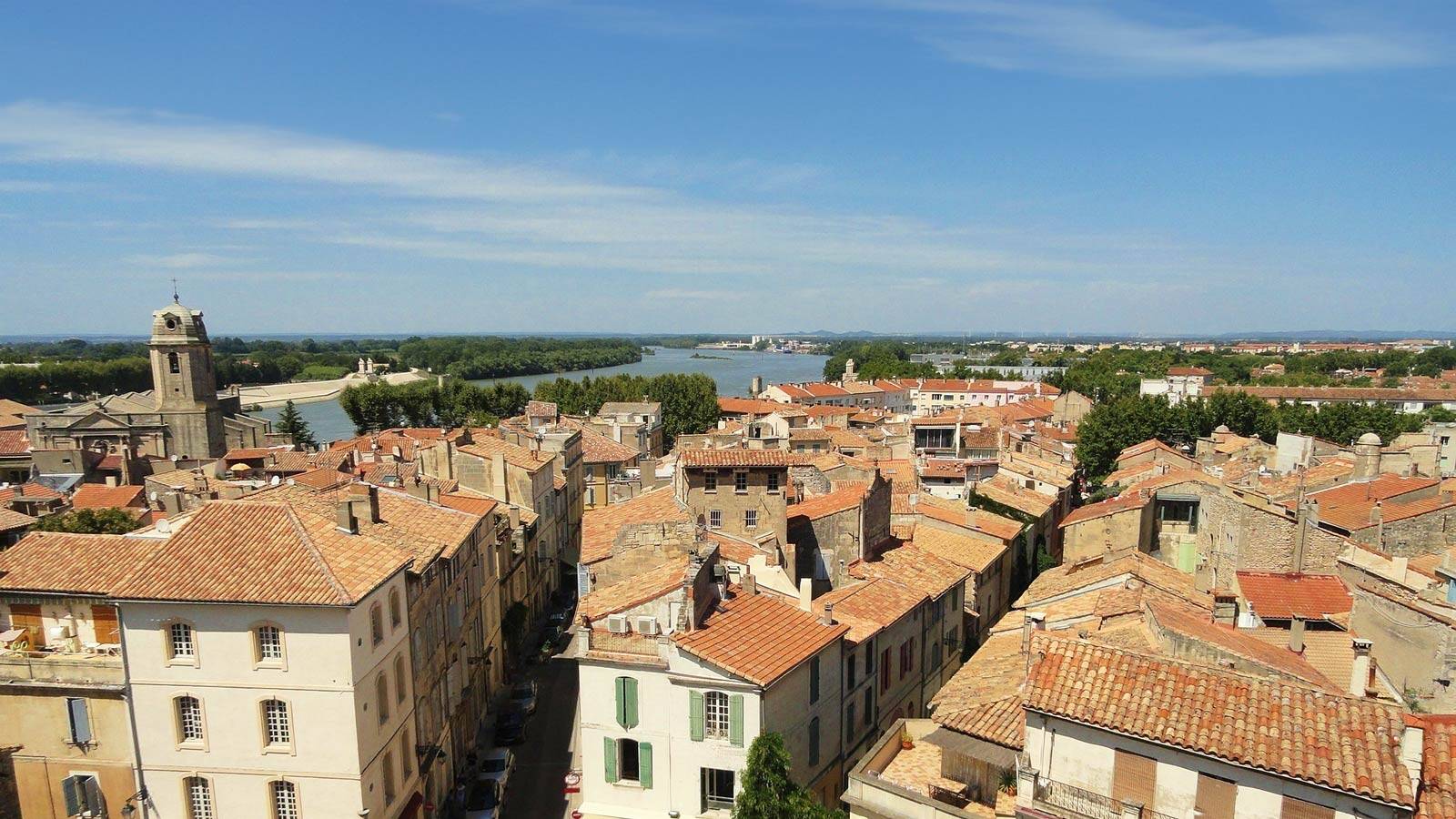 camping-paca-arles-poi-th